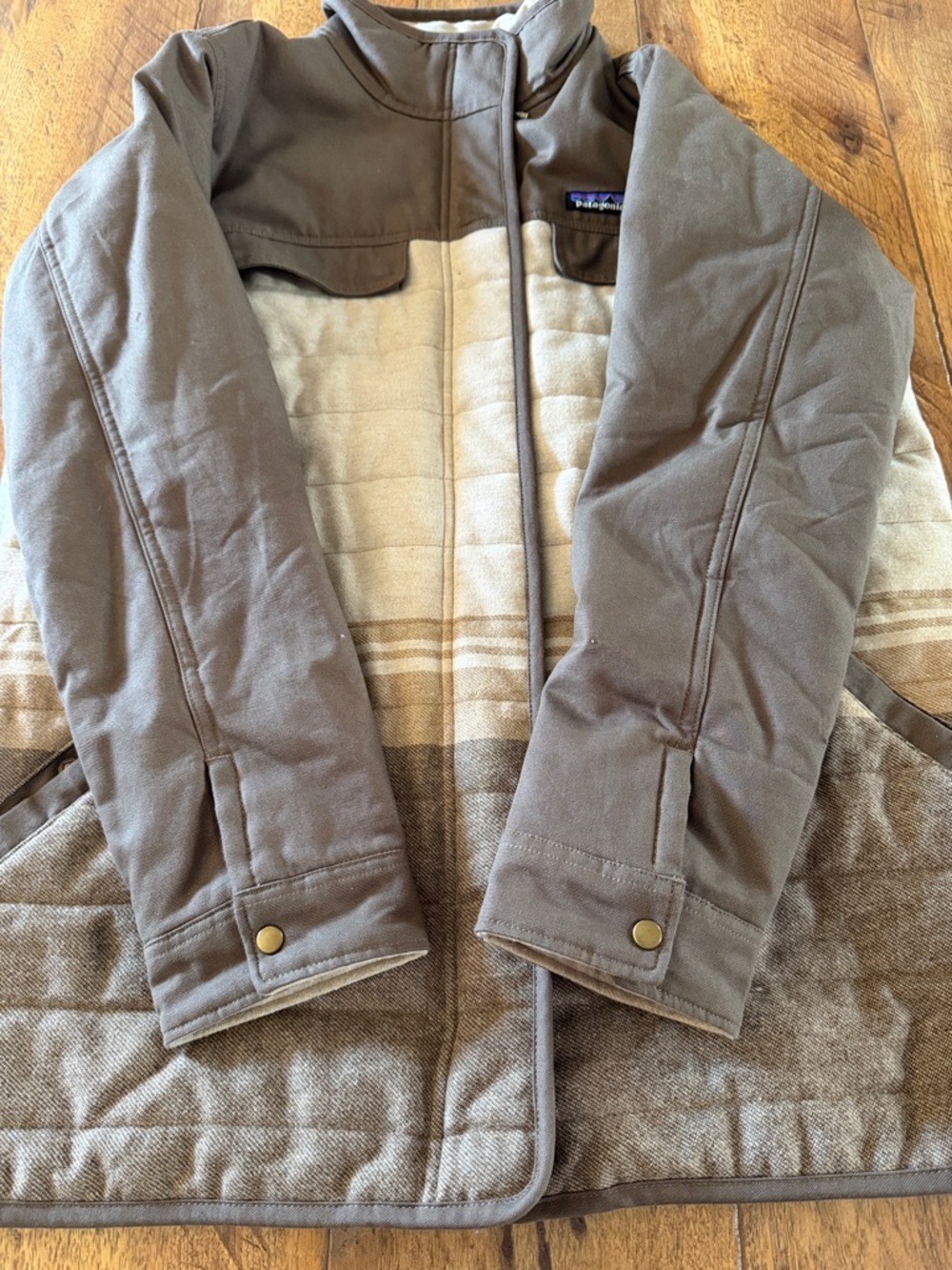 Patagonia Women's Out Yonder Coat XL Brown - Picture 13 of 13
